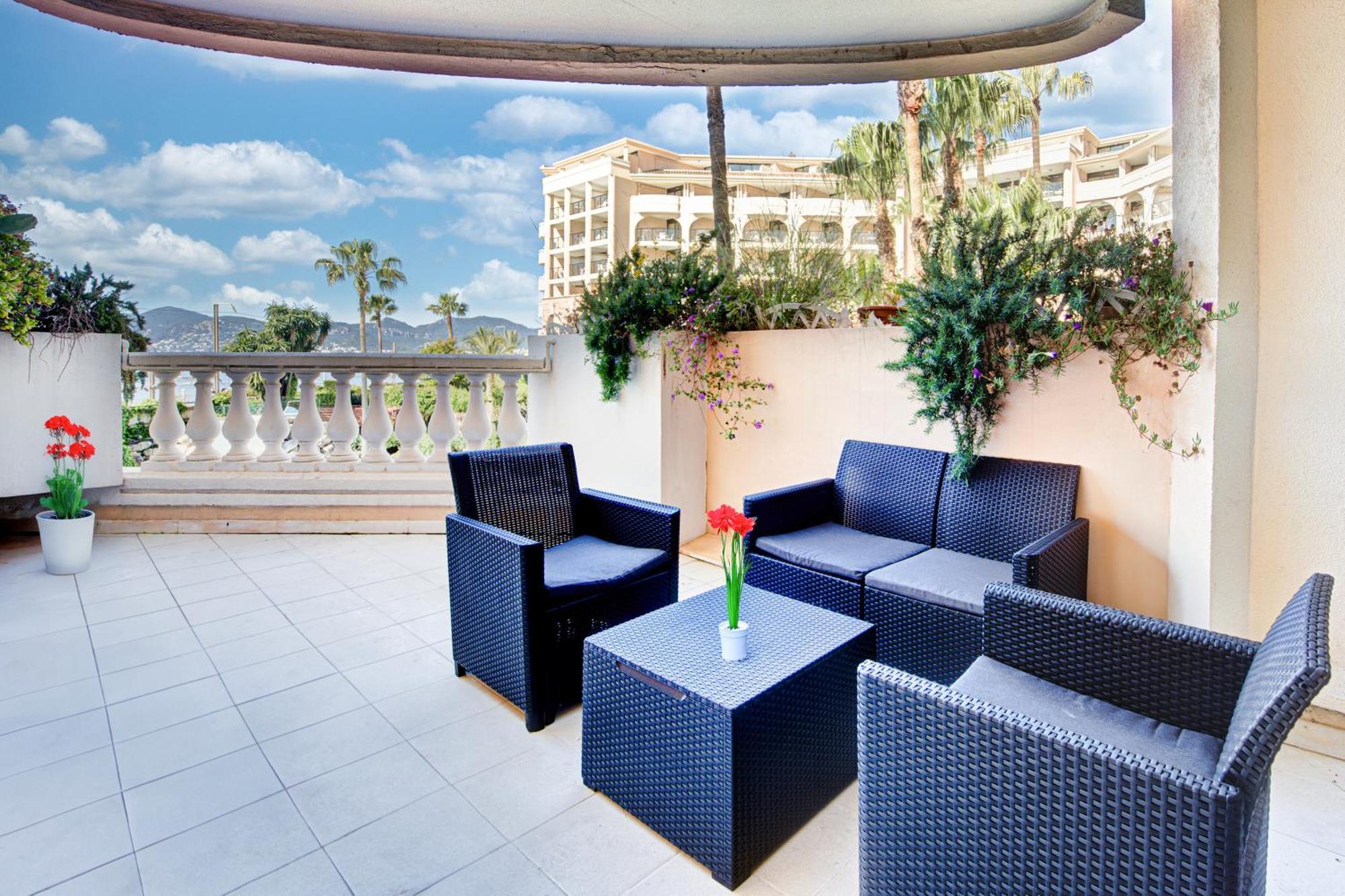 Residence La Palme D'Azur - Канни Екстер'єр фото