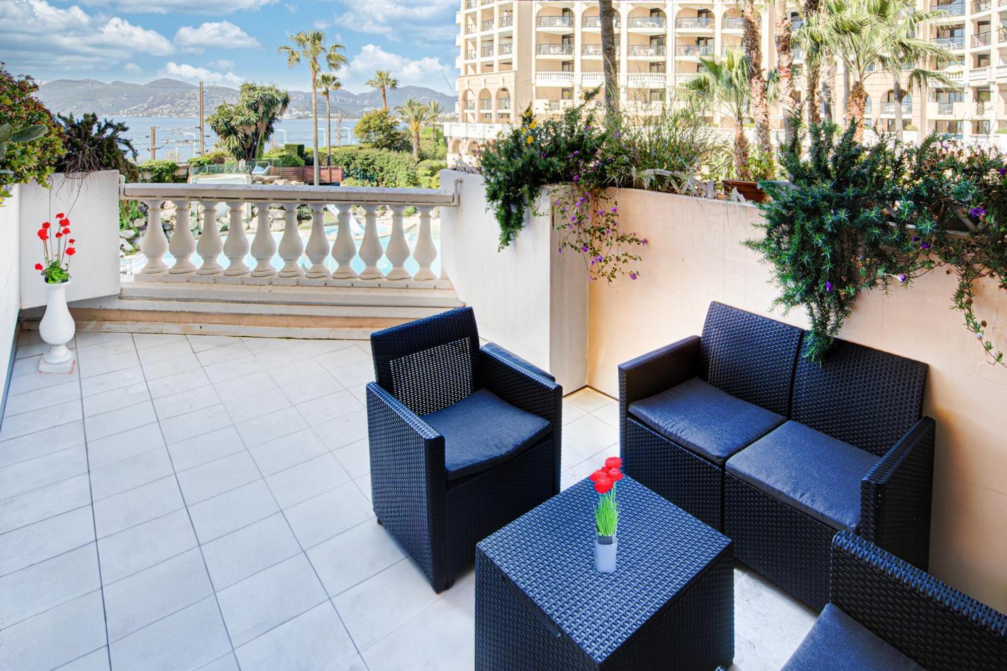 Residence La Palme D'Azur - Канни Екстер'єр фото